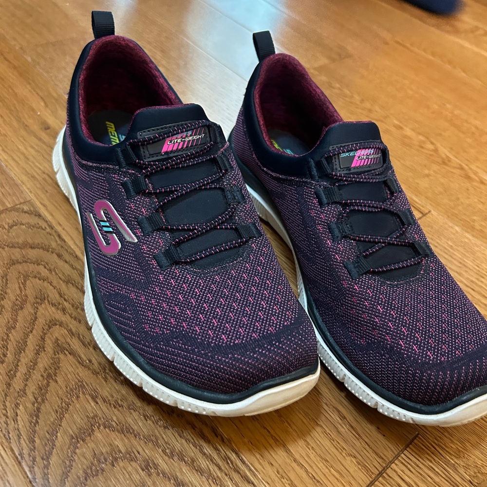 Skechers Memory Foam Slip Slip On Shoes